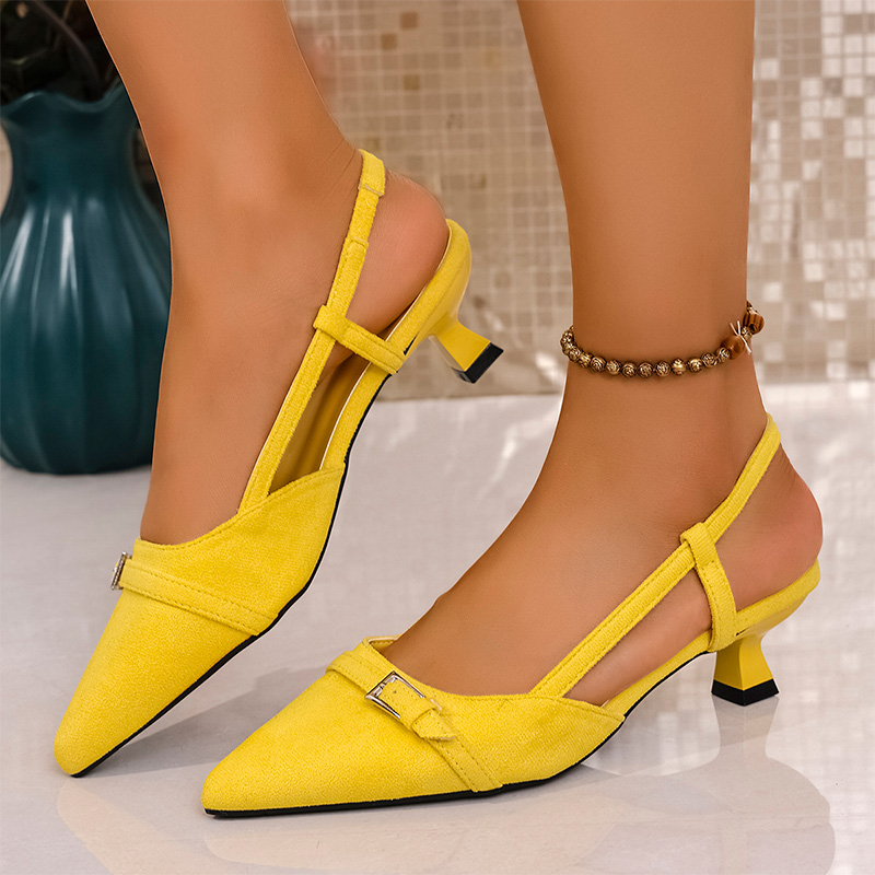 Women'S Fashion For Summer 2025 - موضة الأصفر صندل كعب عالٍ للنساء