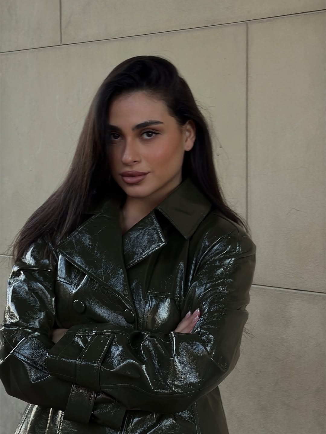 تنورة جلدية لامعة بلون بني داك - مراجعة Women'S Fashion Leather Jacket وسعره
