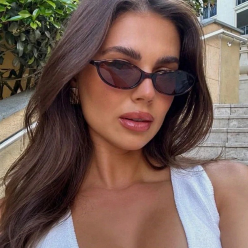 نظارات شمسية بإطار بيضاوي عتيق - مراجعة Women Fashion Glasses وسعره