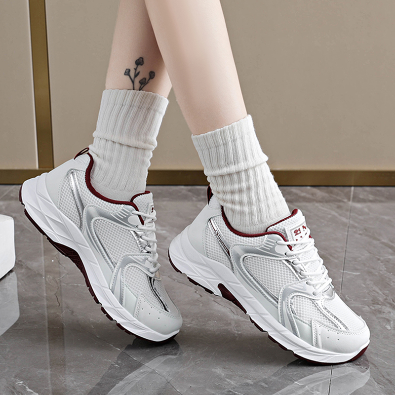 أحذية رياضية نسائية بتصميم عصر - مراجعة Women'S Fashion Tennis Shoes وسعره